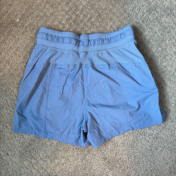 Dance Studio High-Rise Short 3.5" in Oasis Blue - Picture 5 of 5
